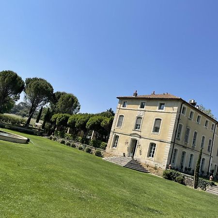 Chateau Talaud Loriol-du-Comtat Exteriör bild