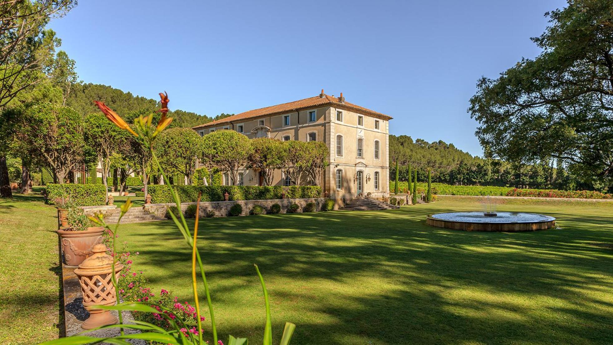 Chateau Talaud Loriol-du-Comtat Exteriör bild